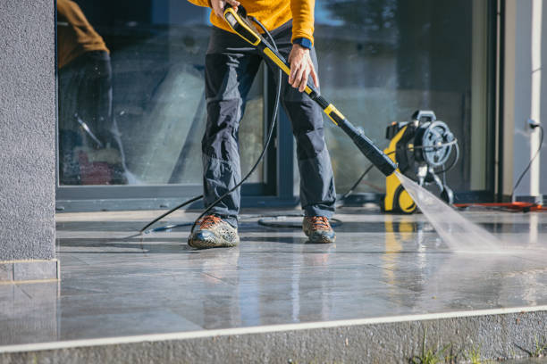 Best Deck and Patio Pressure Washing in Moline, IL